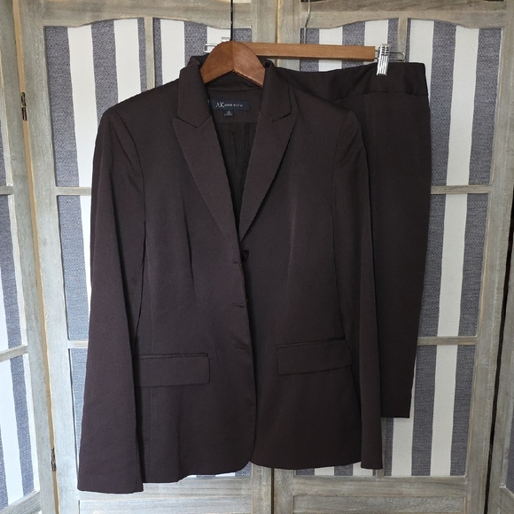 Anne Klein Chocolate Brown Women's 2 Piece Dress Suit - Picture 1 of 9
